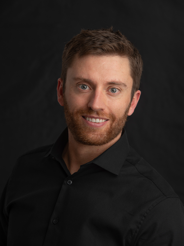 Dr Austin Schmalz headshot